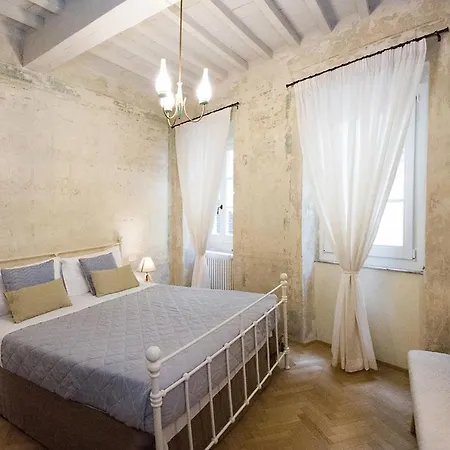 Bed & Breakfast Il Piccolo Cavour Charming House 4*