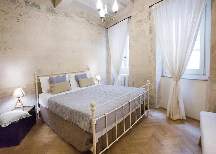 Il Piccolo Cavour Charming House 3* Arezzo