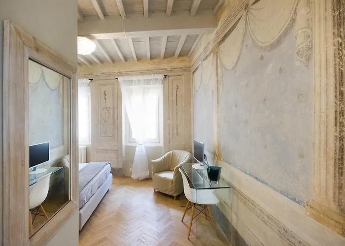 Il Piccolo Cavour Charming House Oda ve Kahvaltı